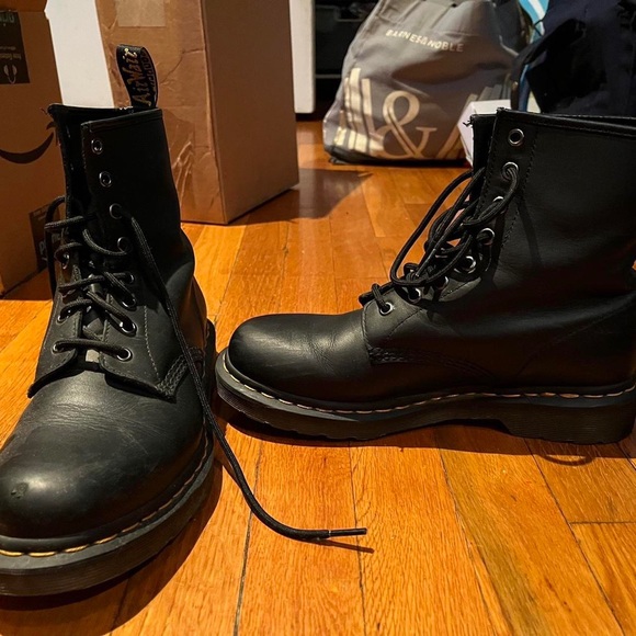 Dr.Martens - Picture 3 of 4